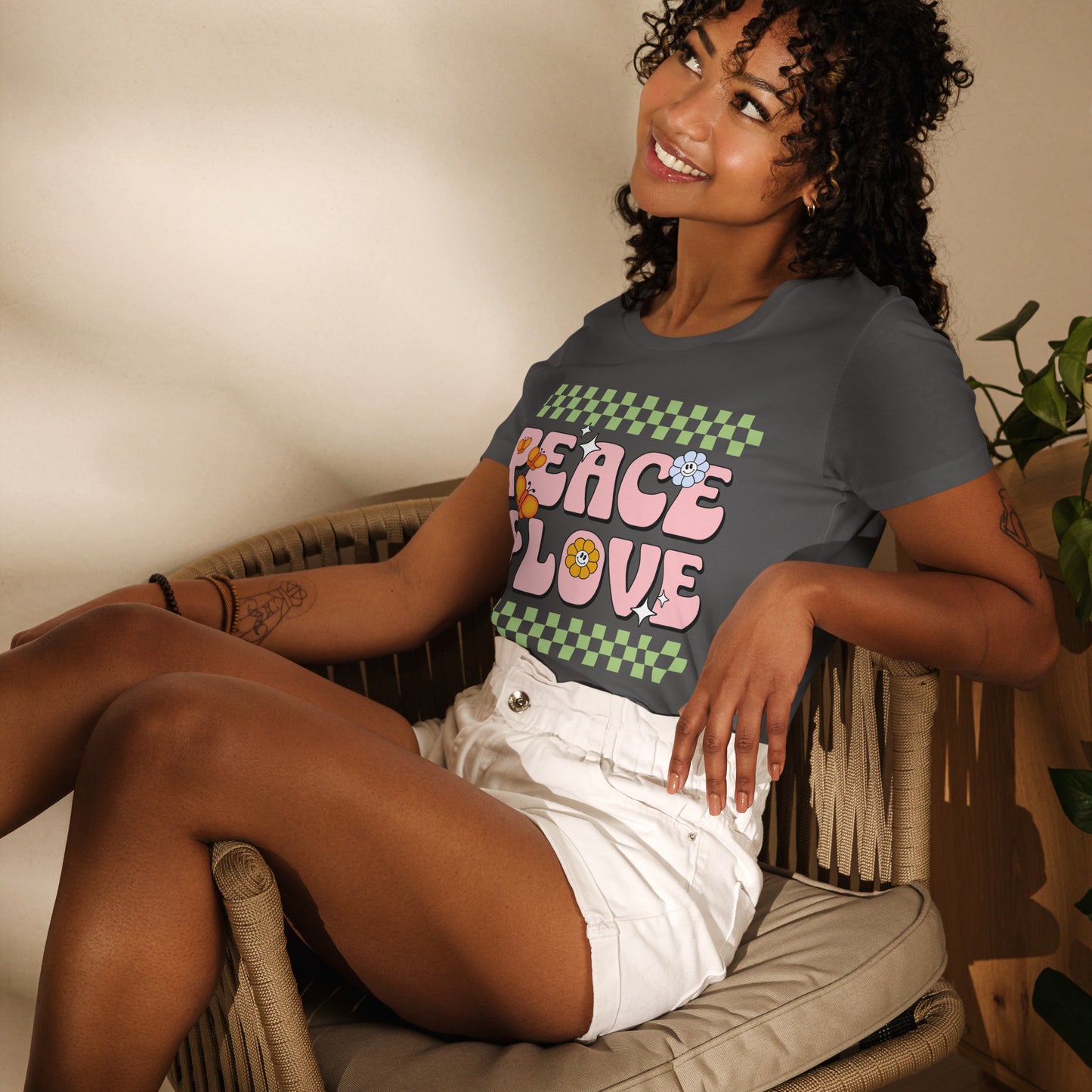 Peace And Love - Women's fitted eco tee